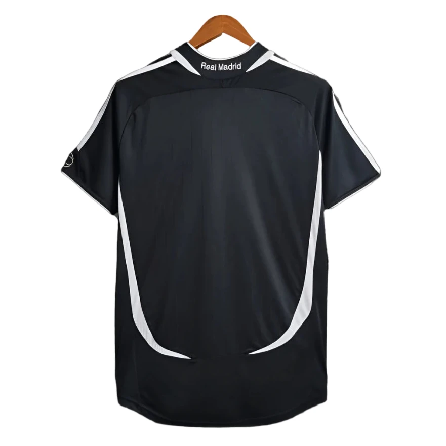 Real Madrid 06/07 Away