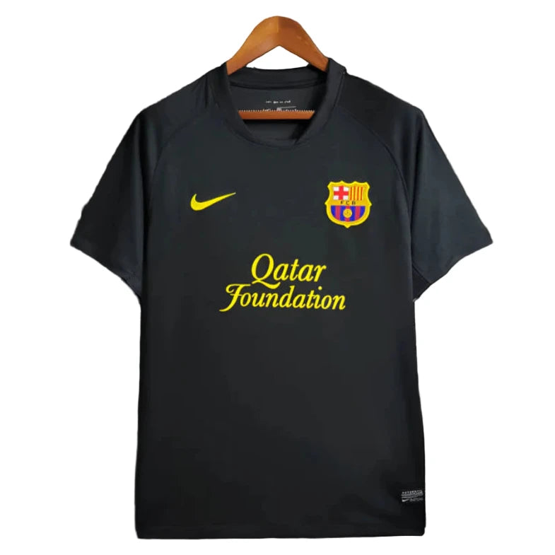 Barcelona 11/12 Away
